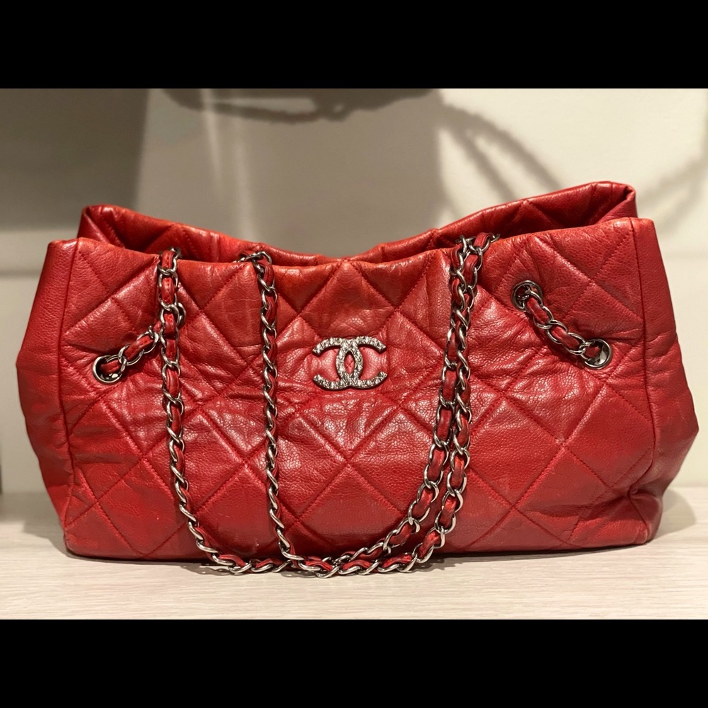 (SOLD) Authentic Red Chanel Tote